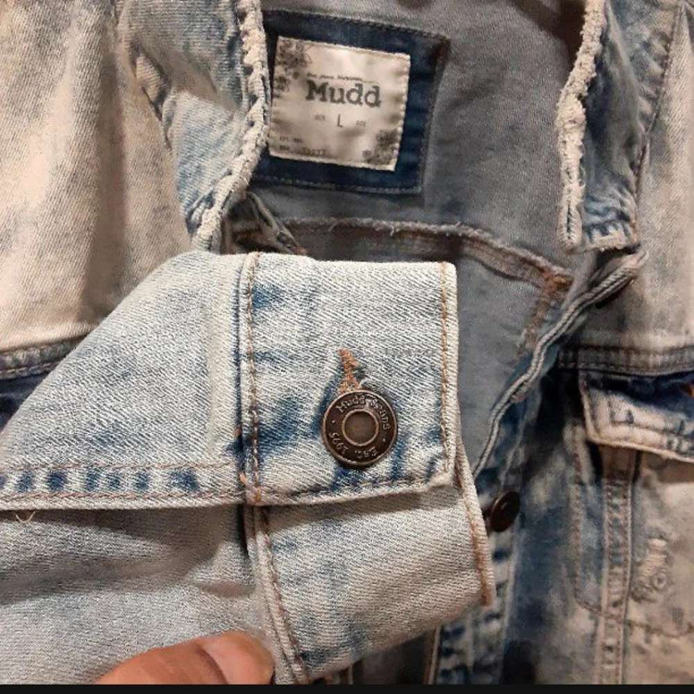 Mudd women's denim jeans destress jacket . Size large - Picture 8 of 12